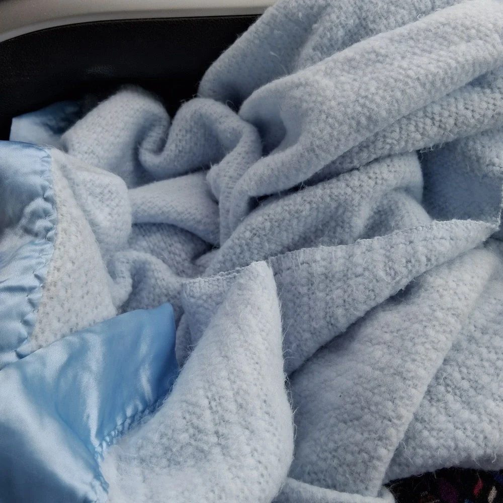 Vintage Cannon Woven Soft Blanket Sky Baby Blue Satin Trim Twin Full Lovely USA